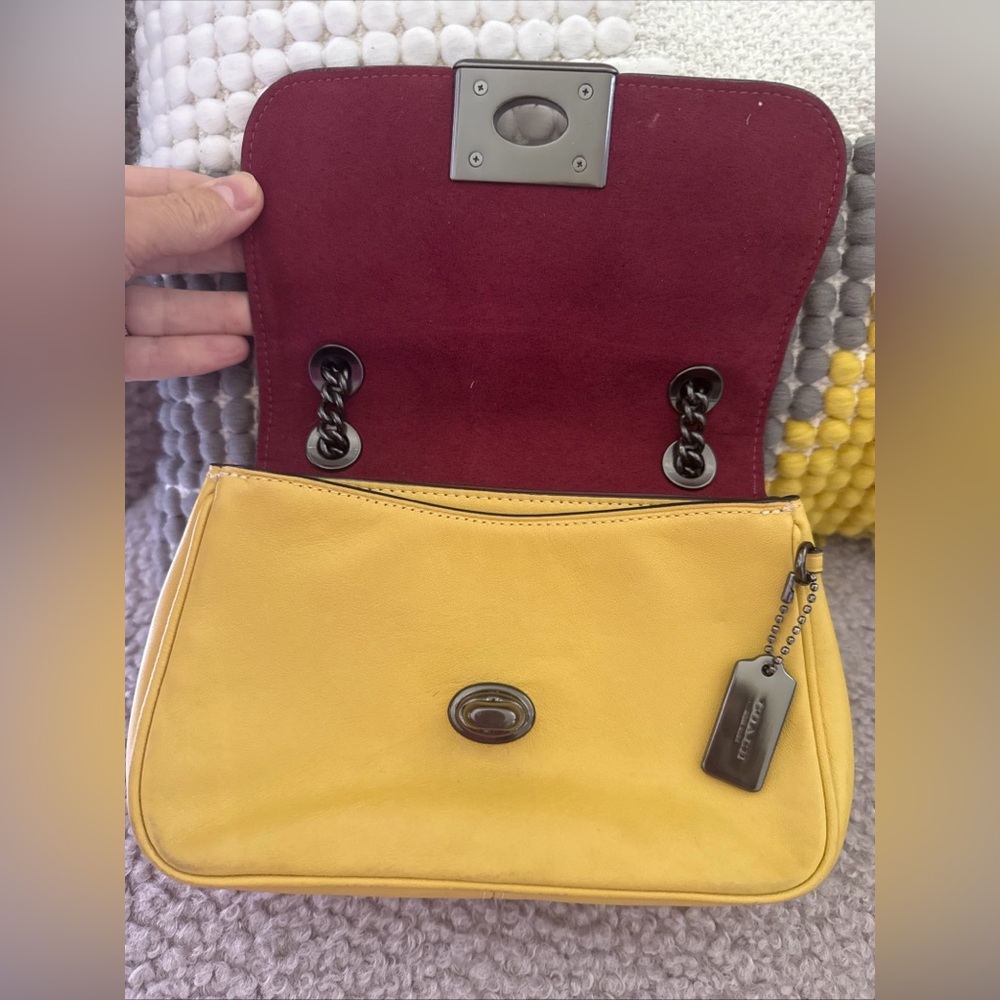 Coach Cassidy Crossbody Mini Bag Purse Handbag F73089 Sunflower Leather - Picture 4 of 9
